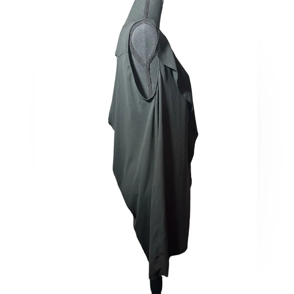 BCBG Jena Black Sleeveless Ruffle Front Open Back Cocktail Party Dress Sz M - Picture 4 of 9